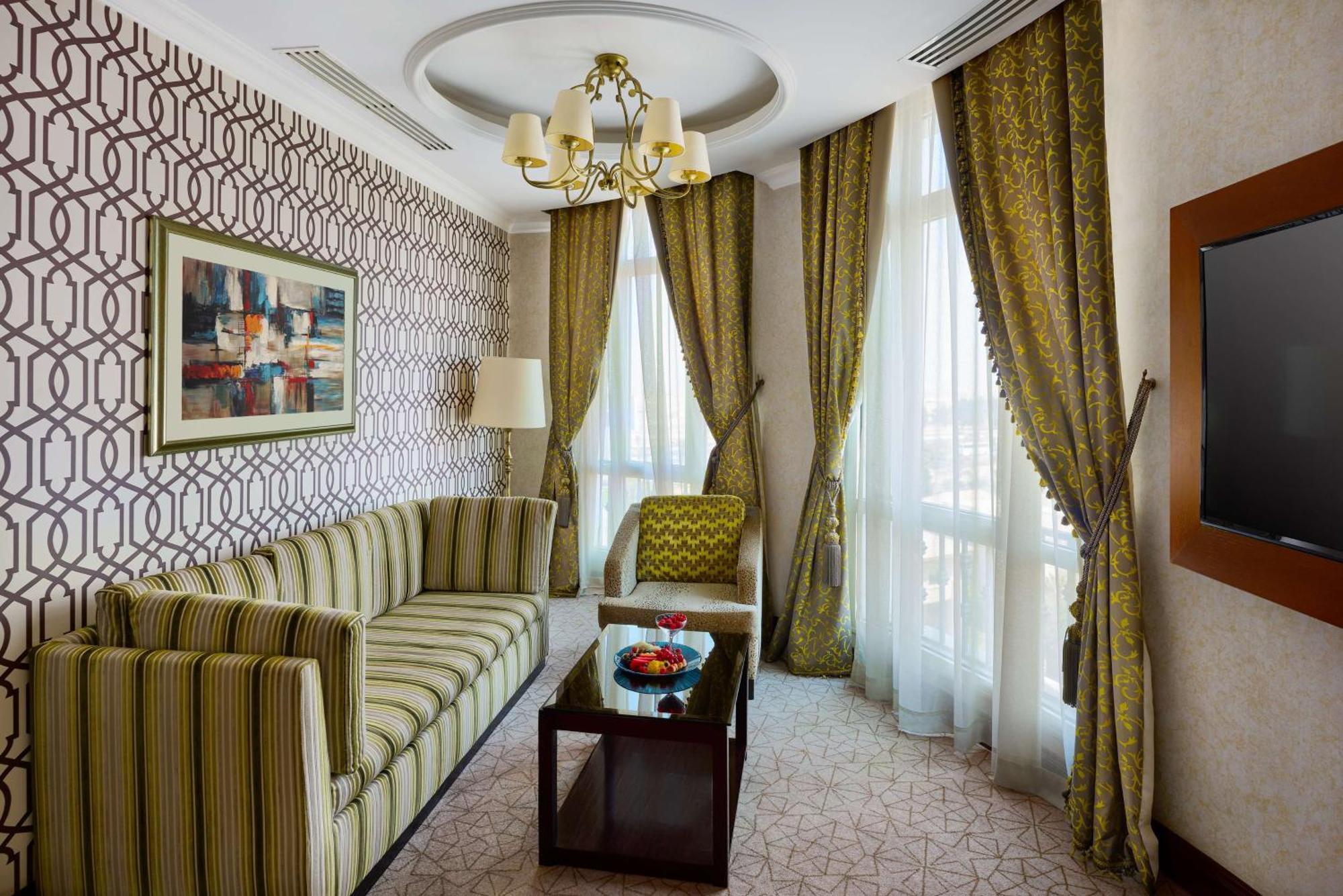 Royal Maxim Palace Kempinski Каир Экстерьер фото A suite at the hotel