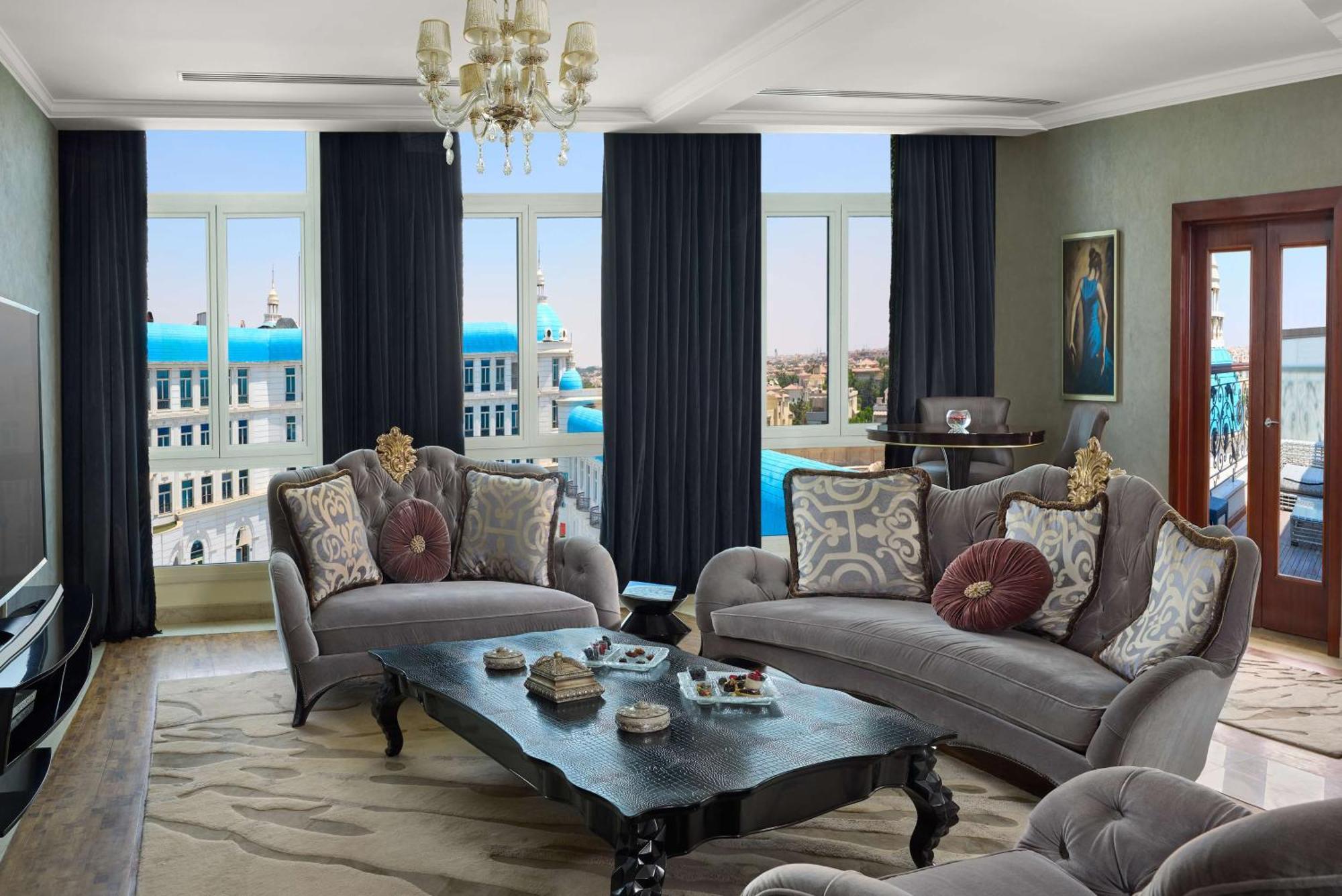 Royal Maxim Palace Kempinski Каир Экстерьер фото A living room